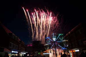 Prachtvolles Feuerwerk beim Tibargfest