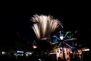 Prachtvolles Feuerwerk beim Tibargfest