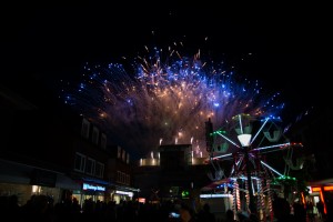 Buntes Feuerwerk auf dem Tibarg