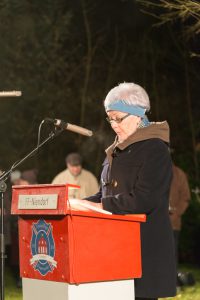 Weihnachtsgeschichte beim Waldsingen