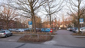 Tibarg Parkplatz in Hamburg-Niendorf am Tibarg