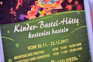Plakat Kinder-Bastel-Hütte