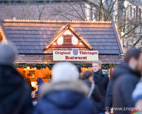 Thüringer Bratwurst darf auf dem Weihnachtsmarkt nicht fehlen.